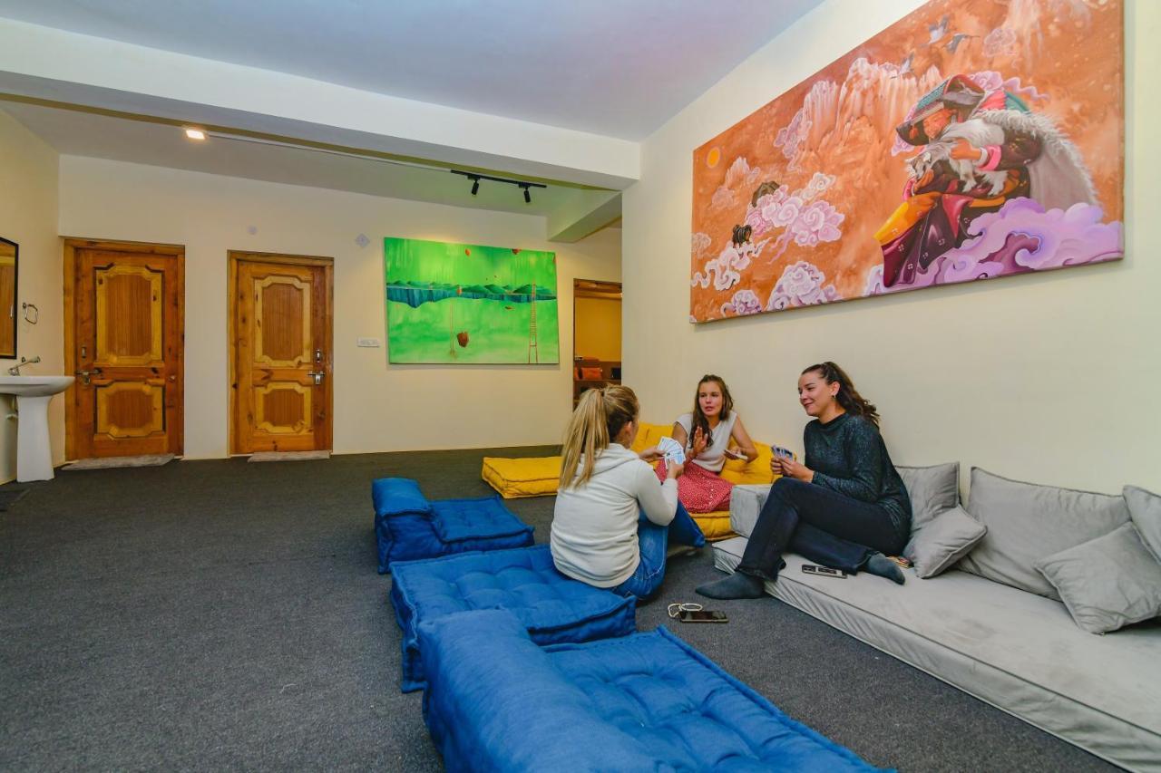 Raybo Hostel ليه المظهر الخارجي الصورة