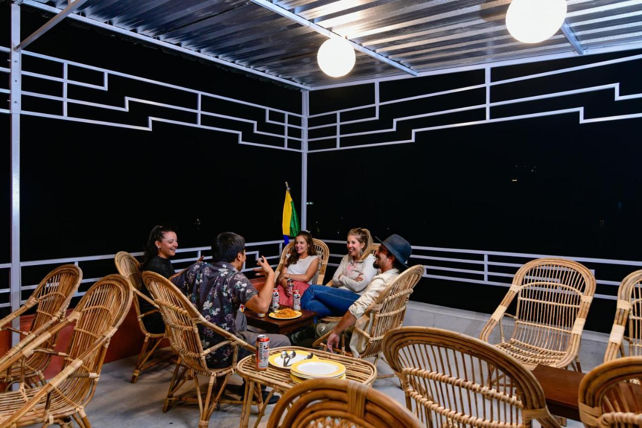 Raybo Hostel ليه المظهر الخارجي الصورة