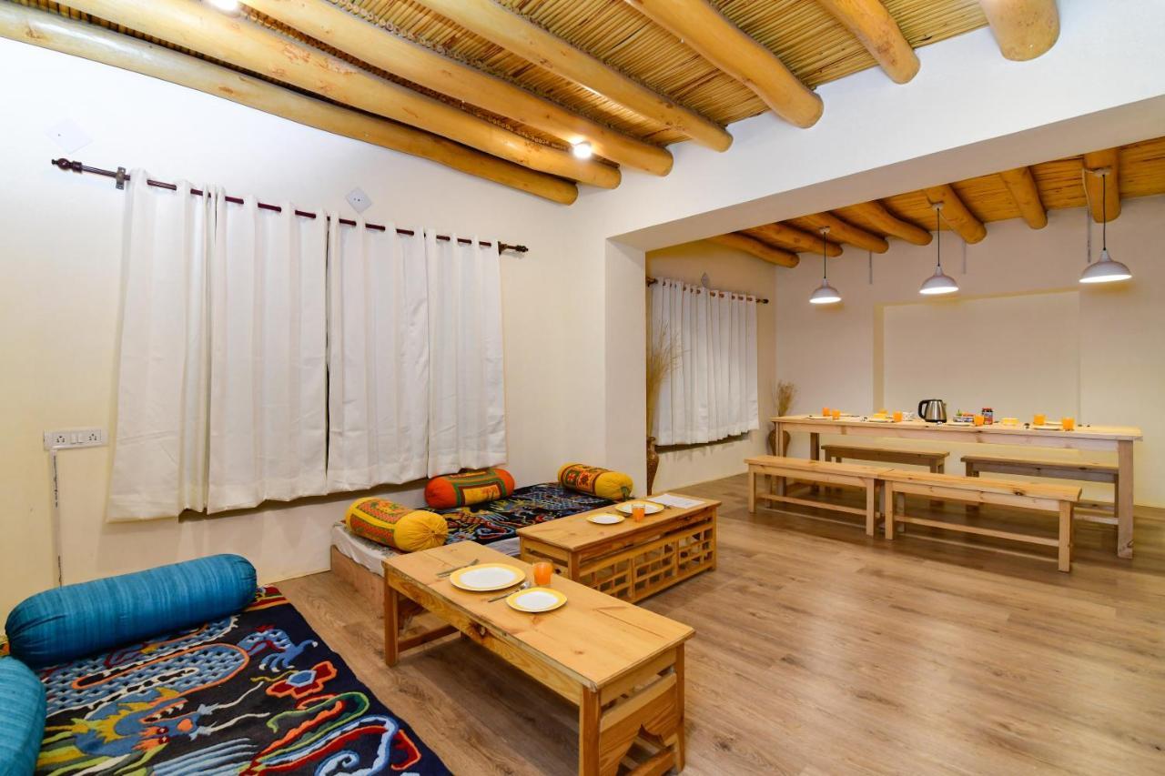 Raybo Hostel ليه المظهر الخارجي الصورة