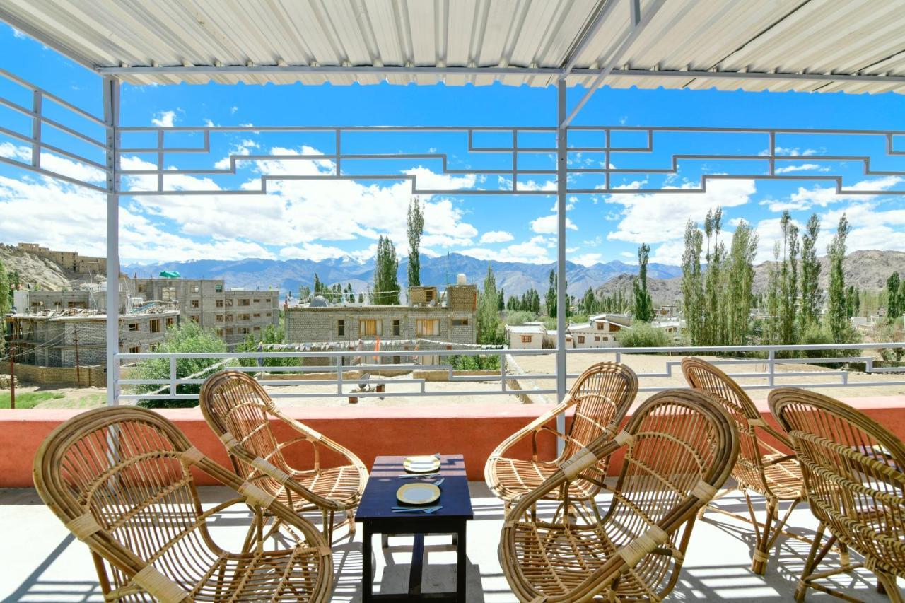 Raybo Hostel ليه المظهر الخارجي الصورة