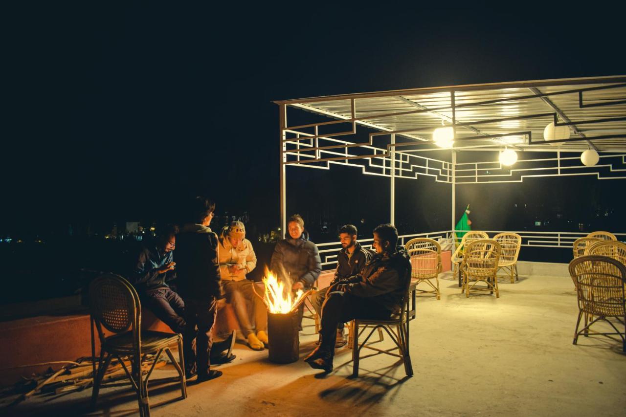 Raybo Hostel ليه المظهر الخارجي الصورة