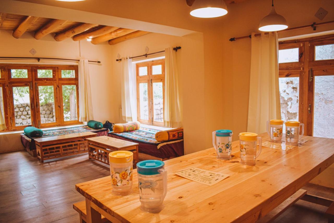 Raybo Hostel ليه المظهر الخارجي الصورة
