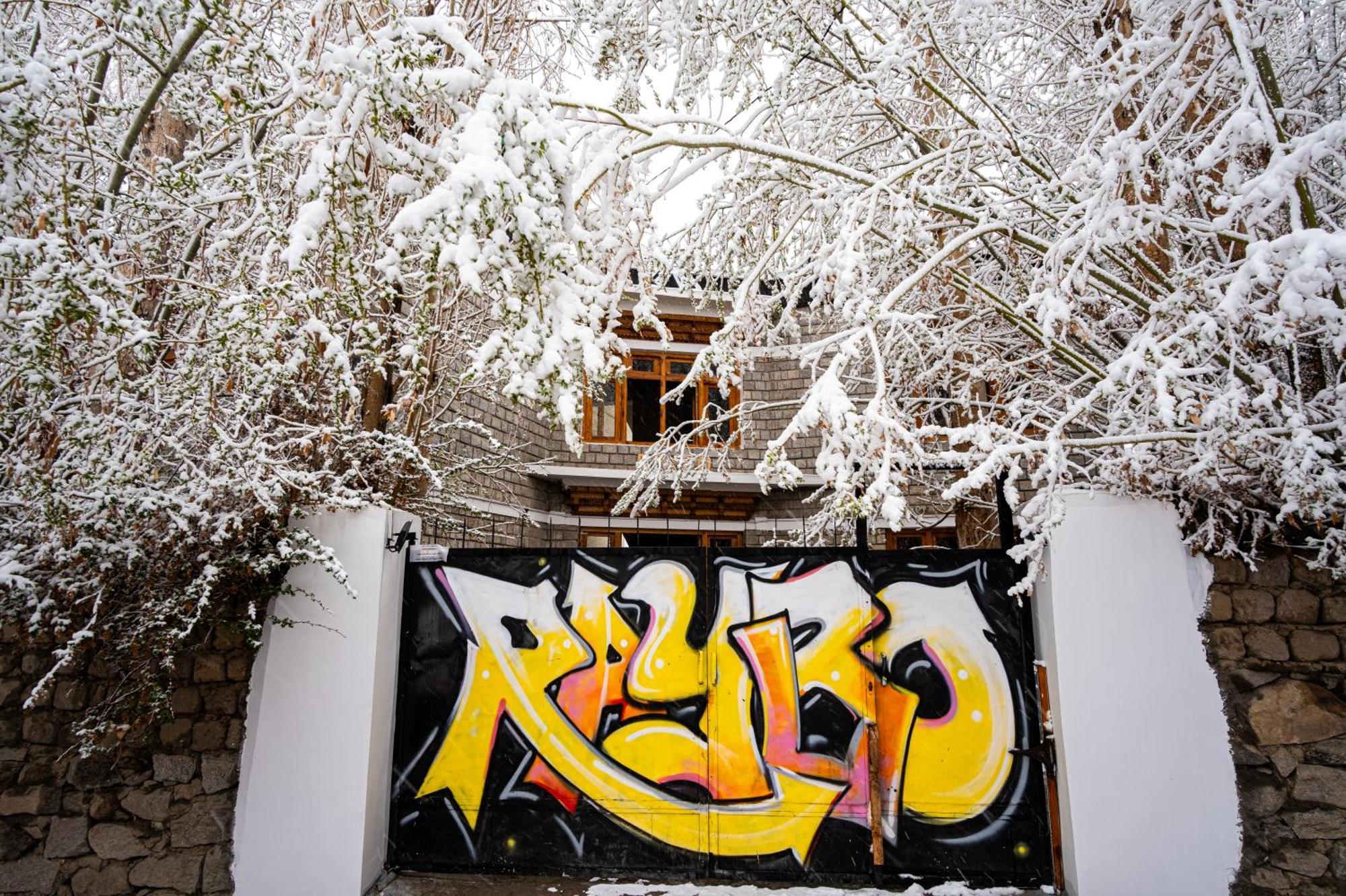 Raybo Hostel ليه المظهر الخارجي الصورة